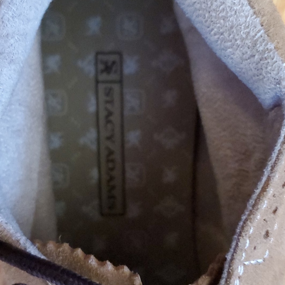 Boots - Picture 3 of 4